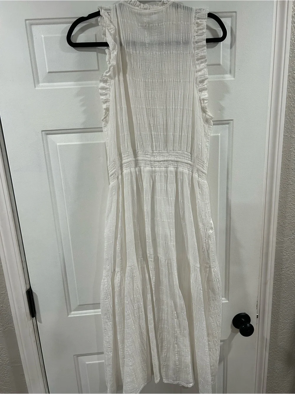Kivari Serena Shirred Cotton Midi Dress In White - Picture 8 of 11